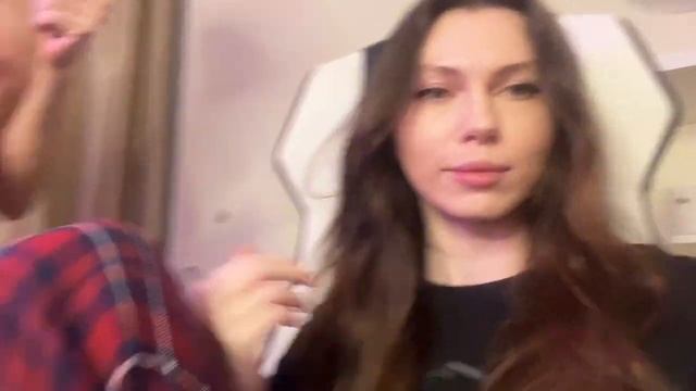 ФРУКТОЗКА ПОКАЗАЛА СИСЬКИ И ГОЛОГО ДЕСАУТА НА СТРИМЕ смотреть онлайн