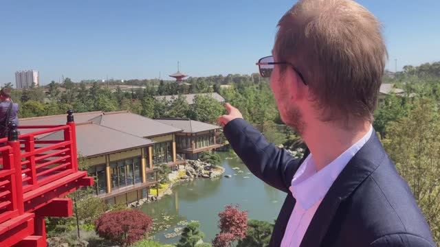 Ресторан ryotei в Японском саду - парка Краснодар. Обзор с балкона на шикарный вид. смотреть онлайн