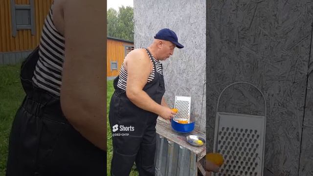 ЗОЛОТОЙ ЖЕЛТОК В КУРИНОМ ЯЙЦЕ! смотреть онлайн