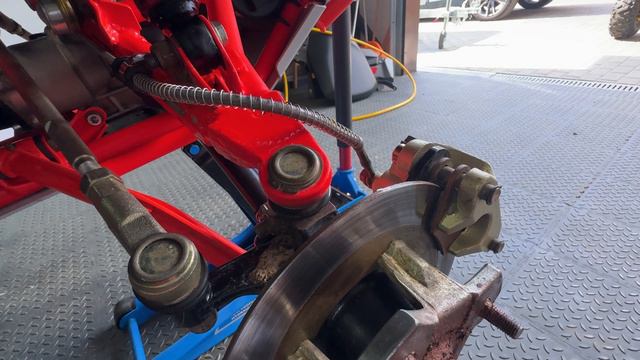 Stels Guepard Обслуживание квадроцикла между покатушками. Как сделать чтобы квадроцикл не подводил ! смотреть онлайн