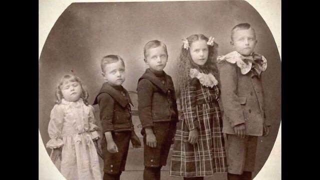 Вот почему нельзя хранить фотографии умерших смотреть онлайн