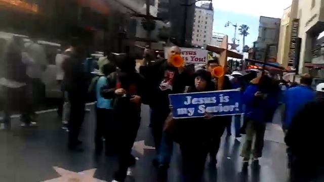 Richard Gibson Memorial Cross Walk - December 2014 смотреть онлайн