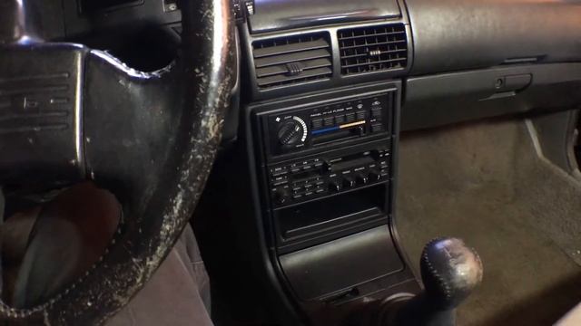 Interior Tour of the 1989 Ford Probe GT - P2 смотреть онлайн