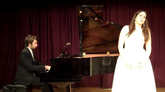Tal Heller singing "Serenade" by Gustav Mahler смотреть онлайн