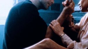 Ким Бейсингер звезда фильма 9 12 недель потеряла роскошную фигуру