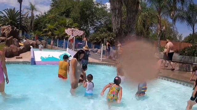 Wild Water Adventure Park - Clovis, California смотреть онлайн