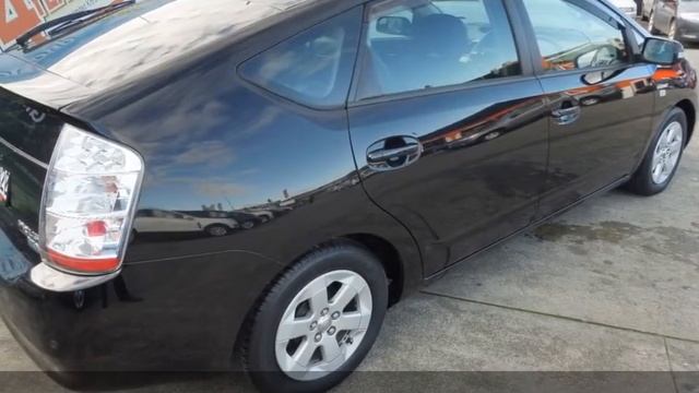 2009 Toyota Prius смотреть онлайн