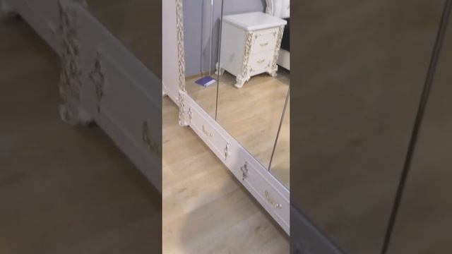 Спальня Камилла с 5 дверным шкафом Крем глянец Фараон мебель. смотреть онлайн