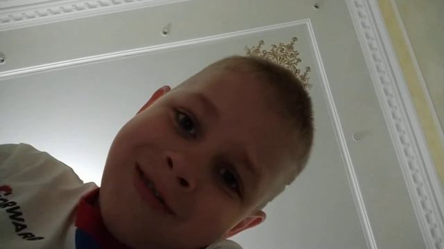 Прятки телефонами 2простите за две части на самом деле это 1 видео смотреть онлайн