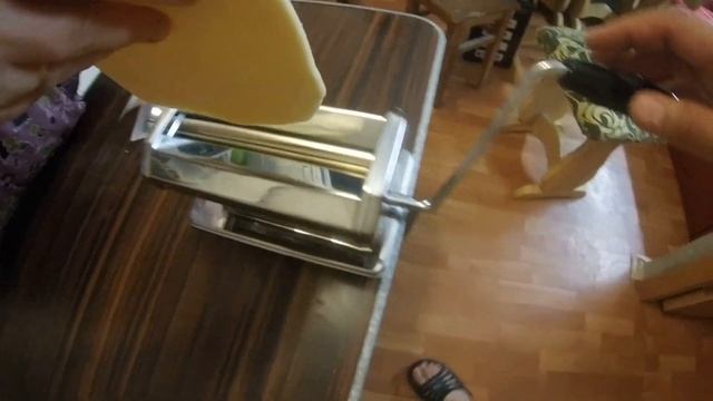 лапшерезка, тестораскатывающая машина, Gemlux GL-PMF-180 смотреть онлайн