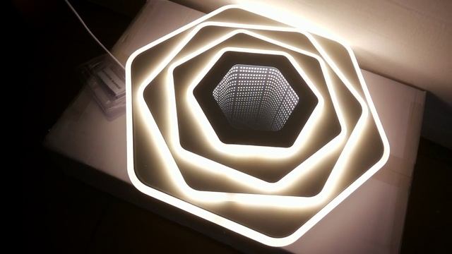 Светодиодный светильник 3 цвета свечения с диммером и зеркалом бесконечности! смотреть онлайн