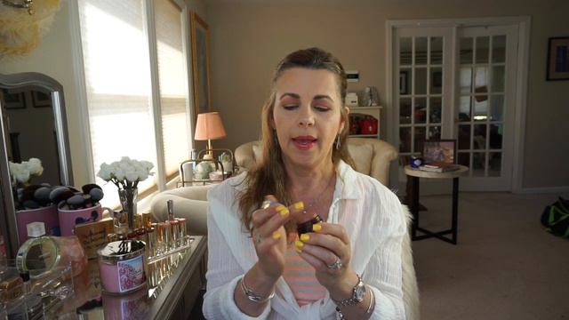 The Body Shop ~ Shopping Summer Scents | Angela Litterio Hastings смотреть онлайн