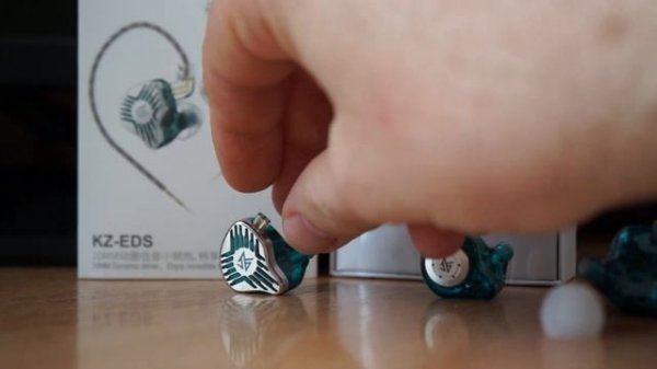 Обзор KZ EDS и сравнение с EDX Pro