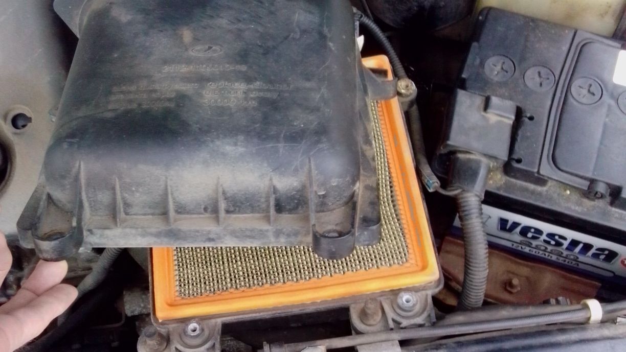 Замена воздушного фильтра на ВАЗ. смотреть онлайн