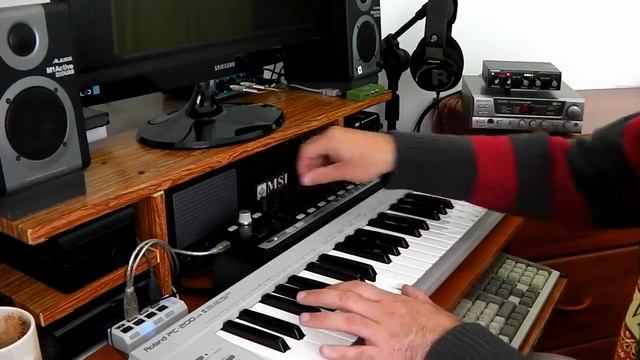 Worlde EasyControl9 Roland SC-D70 Alesis NanoCompressor Claroscuro Superteclados.com relaxed music смотреть онлайн