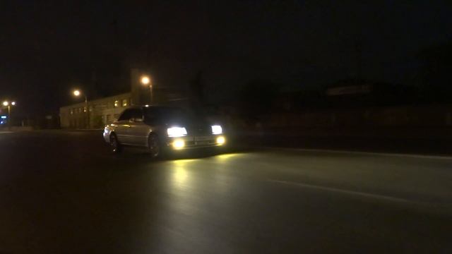 Two Toyota Crown JZS151 смотреть онлайн