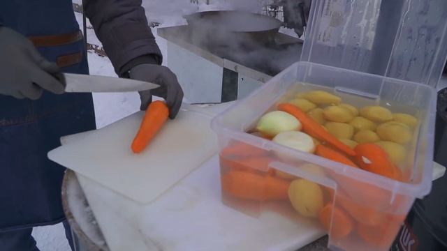 АЛИШЕР ХАЛИЛОВ НАЧАЛО РУССКОЙ ЖИЗНИ | ГОТОВИМ УХУ ИЗ ОСЕТРА смотреть онлайн