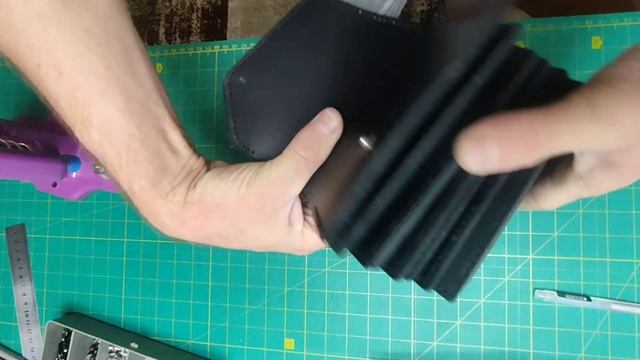 Кожаная ключница, работа с кожей.Ключница своими руками.Leather Craft.  #работаскожей #leathercraft