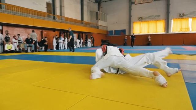 Отчетный ролик с соревнований по рукопашному бою 15-16 мая Федерация рукопашного боя г. Кургана смотреть онлайн
