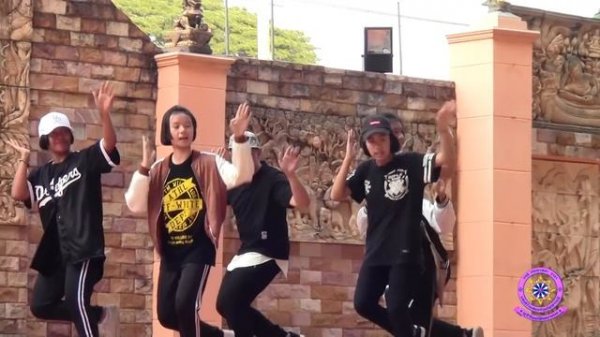 BLACK BLOOD (Unofficial Video)