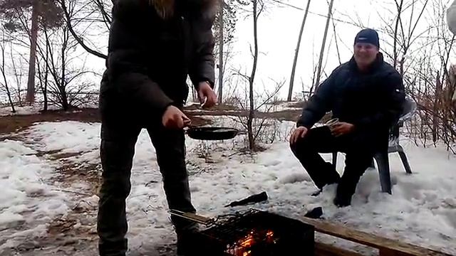 Масленица. Печём блины на костре смотреть онлайн