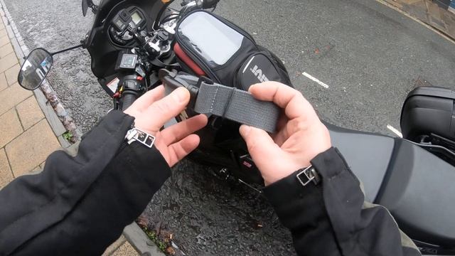 Обзор мотосумки на бак GIVI EA106B. Givi EA106B Easy-Magnet Tank Bag смотреть онлайн