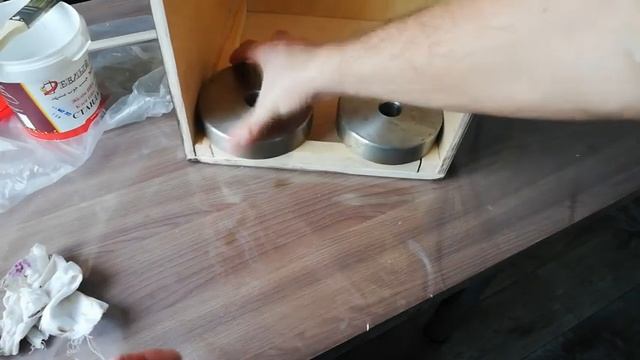 Кахон своими руками в домашних условиях (Перуанский ударный инструмент). Homemade cajon смотреть онлайн