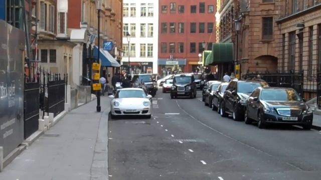 Ferrari 458 Italia's in London - Saudi Arabian, 458 Challenge Stradale смотреть онлайн