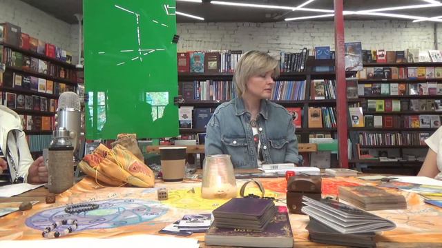 "Демо-версия игры: «Шаманское путешествие»
Ведущая: Людмила Зимнова" смотреть онлайн