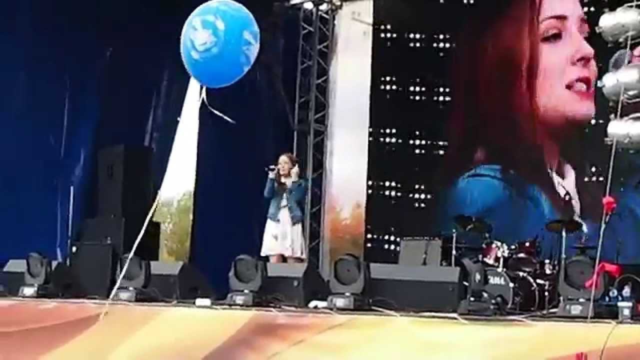 Макурова Евгения - Ищу тебя смотреть онлайн