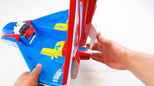 Paw Patrol Mighty Pups Mighty Jet Command Center Review смотреть онлайн