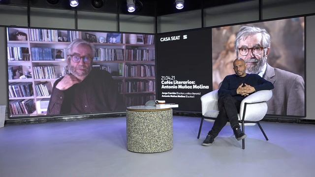 Cafés literarios: Antonio Muñoz Molina | CASA SEAT смотреть онлайн