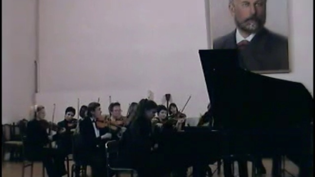 С камерным оркестром Астраханской филармонии смотреть онлайн