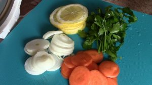 Хек на пару с овощами.