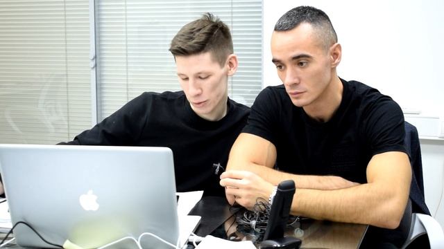 Сейлз покоряет Москву. Контур-Компас. Крутая игра для сейлзов. смотреть онлайн