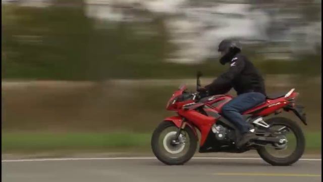 Honda CBR 125R смотреть онлайн