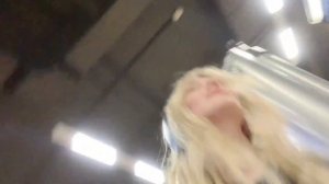 чатик заставил сесть на камеру...