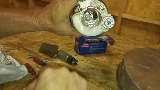 Fuel Pump Replacement - Toyota Camry V6 смотреть онлайн