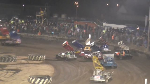 Brisca F1 Stock Car Racing- Kings Lynn 20th October 2018- Heat 1 смотреть онлайн