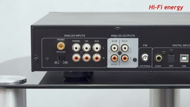 Emotiva BasX PT-100. Video review and audio test. English subtitles смотреть онлайн