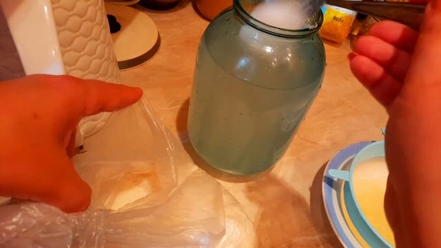 КАК БЫСТРО ПРИГОТОВИТЬ ДОМАШНИЙ КВАС. смотреть онлайн