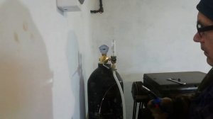 Настройка углекислотного редуктора для полуавтоматической сварки.