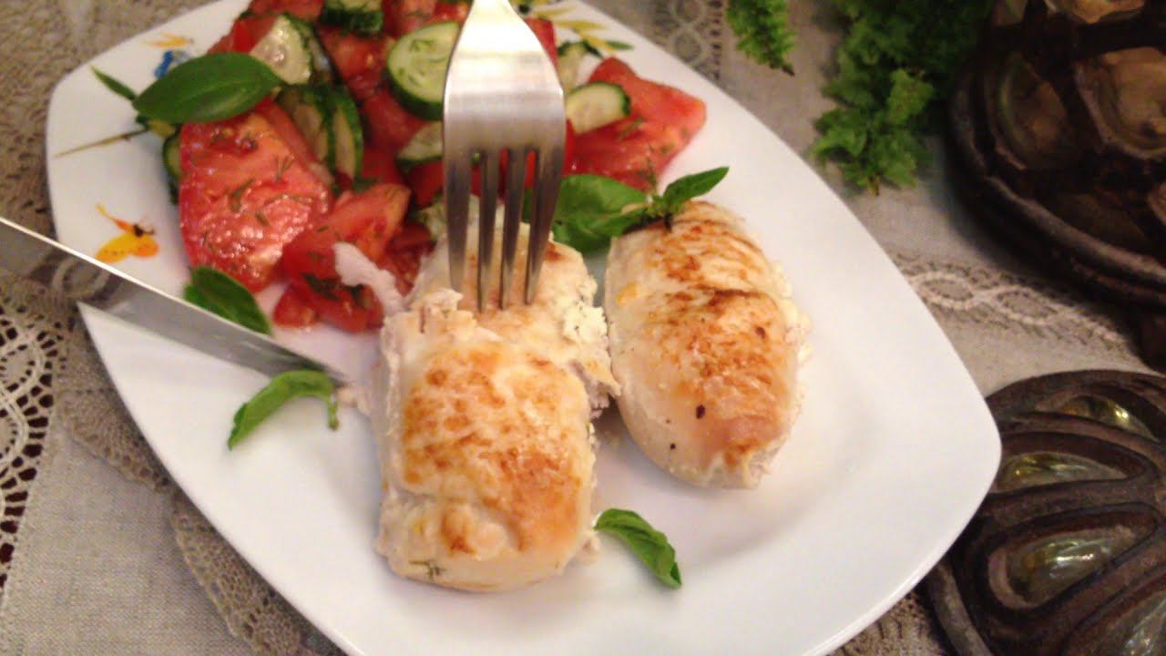 Куриные рулетики с творожным сыром и зеленью смотреть онлайн