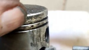 Замена колец бензокосы. Причина отсутствия компрессии. Нужно ли менять поршень?