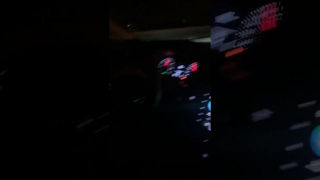 А в ночи Рено Аркана не так плоха. катаемся по МКАД смотреть онлайн
