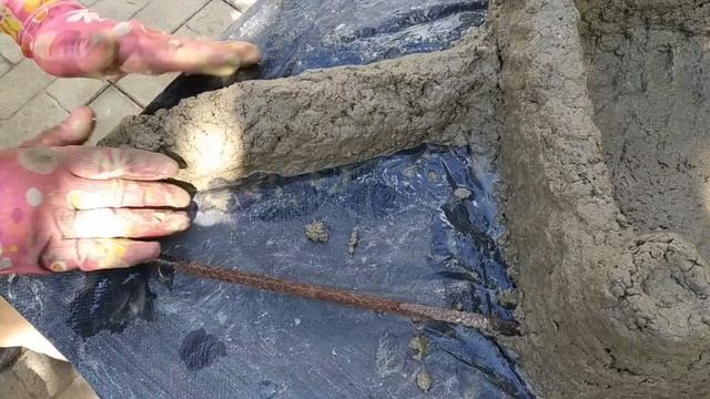 Тачка-клумба из пластикового ящика и цемента | Делаем своими руками | DIY cement craft смотреть онлайн