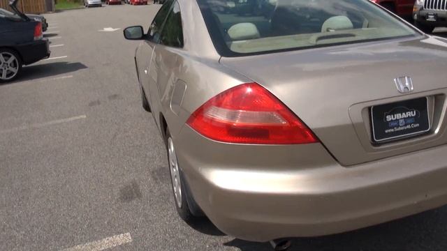 2003 Honda Accord Coupe LX смотреть онлайн