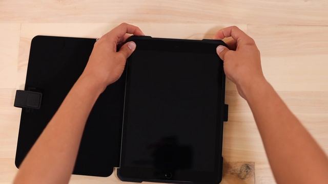 iPad 9th Generation UAG Cover Unboxing смотреть онлайн