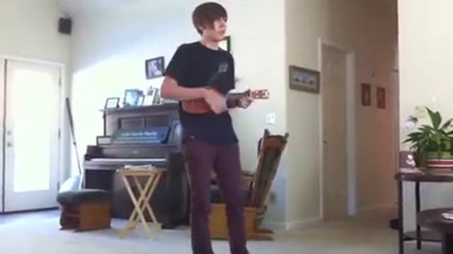 Ukulele Zombie Song смотреть онлайн