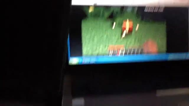 MINECRAFT CHEST LOOKS LIKE A PRESENT (no texture pack!) смотреть онлайн